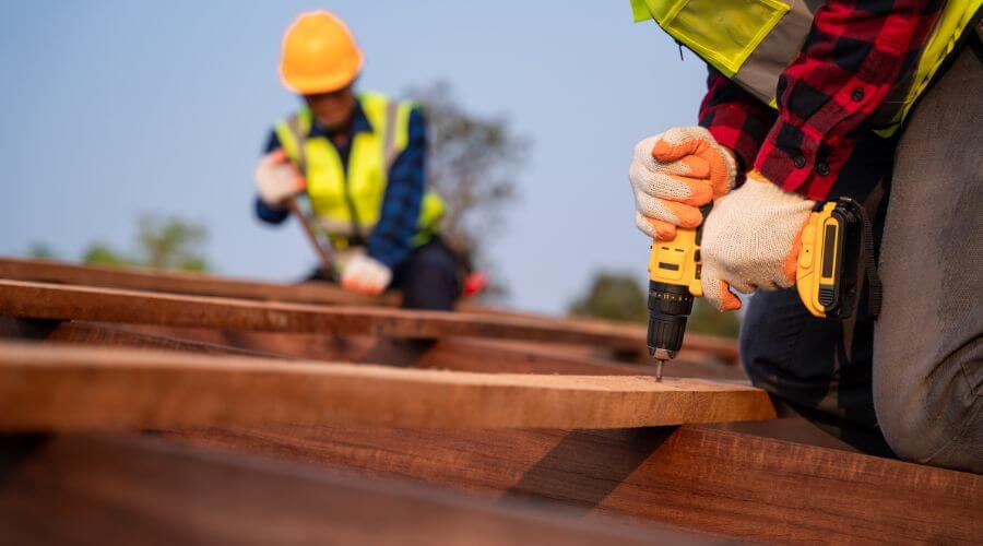 Expert flood damage restoration services in Lowpoint, IL